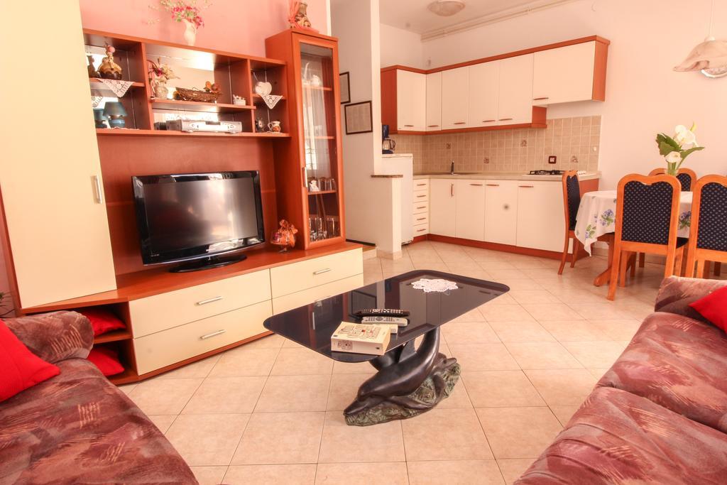 Apartments Sonja Rovinj Bagian luar foto