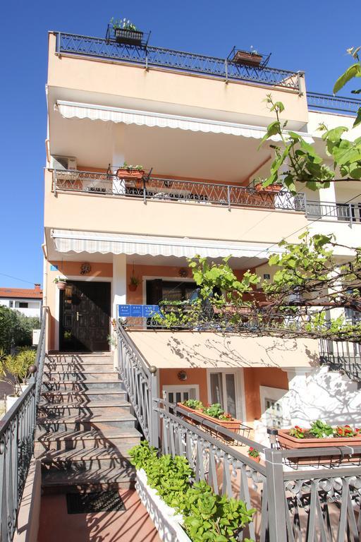 Apartments Sonja Rovinj Bagian luar foto