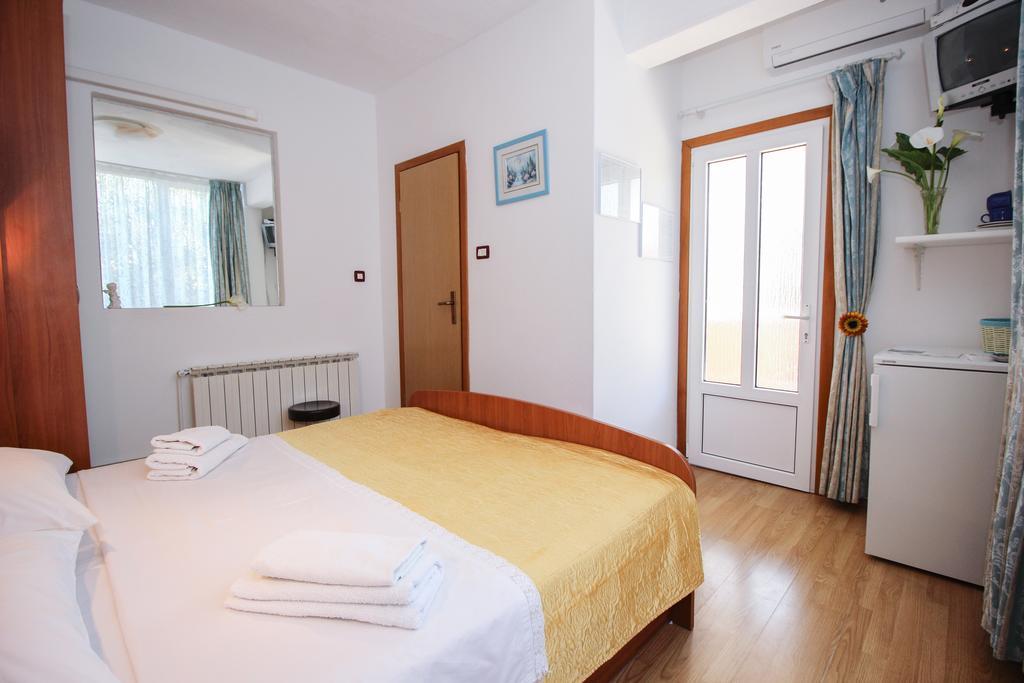 Apartments Sonja Rovinj Bagian luar foto