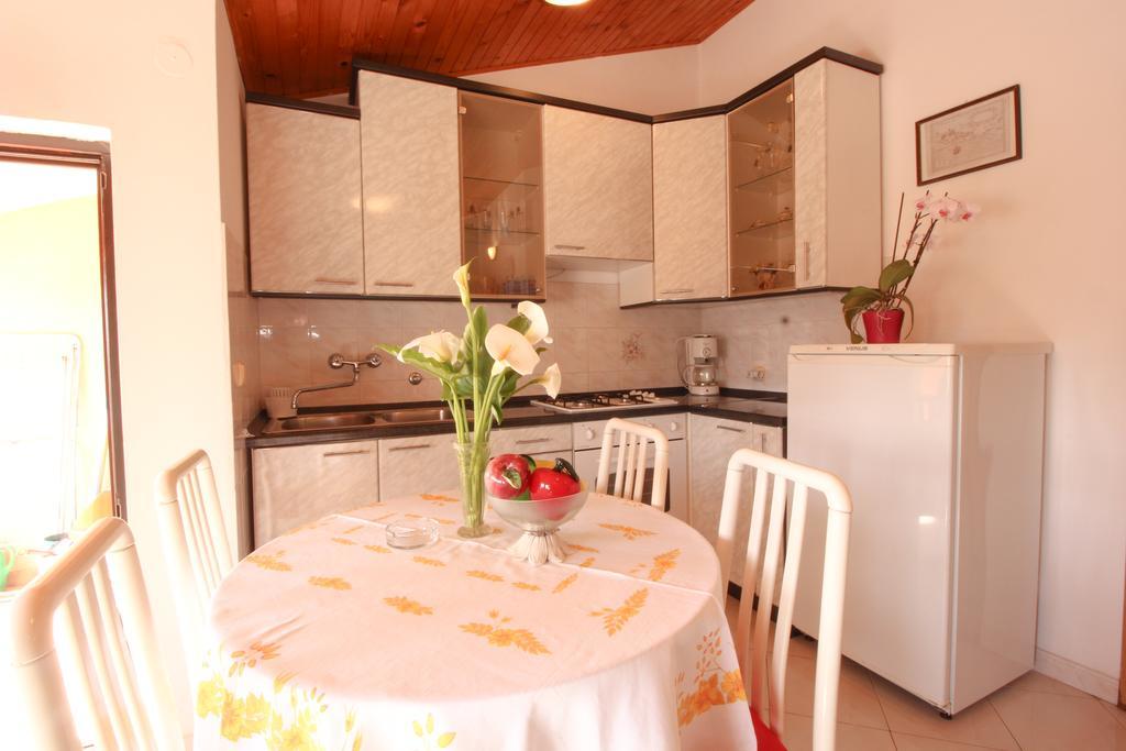 Apartments Sonja Rovinj Bagian luar foto