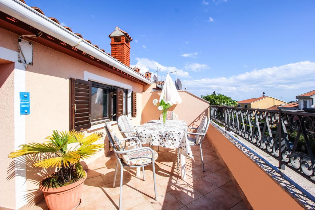 Apartments Sonja Rovinj Bagian luar foto